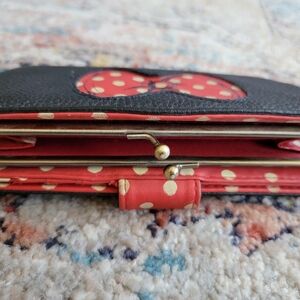 Minnie Mouse Wallet-Disney Parks